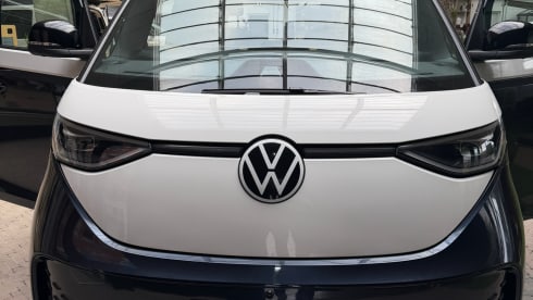VW ID.Buzz (blue/white) eVentje