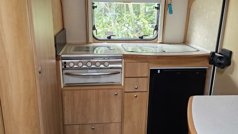 Sunny Suntor – 4 berth Autotrail alcove from 2003