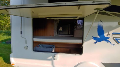 spacious 6 person family camper