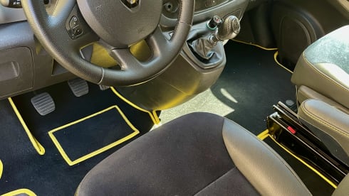 Arie – 4-Sitzer Renault Wohnmobil aus dem Jahr 2017