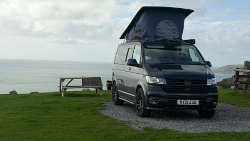 Seymour  – Luxury 2021 VW high spec campervan with flexible collection/drop-off