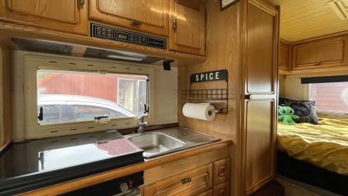 Freebird – 3p Bürstner semi-integrated from 1991