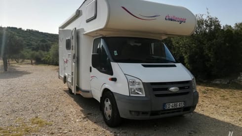 Wohnmobil 6 Plätze 6 Betten (4 Erwachsene 2 Kinder)