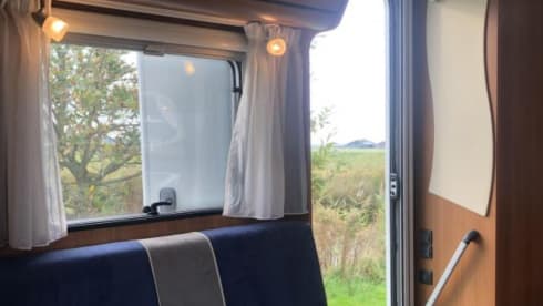 Toppie – Capron Carado T345 Semi-Integral from 2010