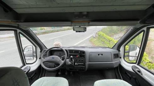 Lukanoir  – Compact, manoeuvrable top-class motorhome perfect for couples