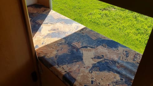 Heerlijke familie camper – 6p Ford alcove uit 2003