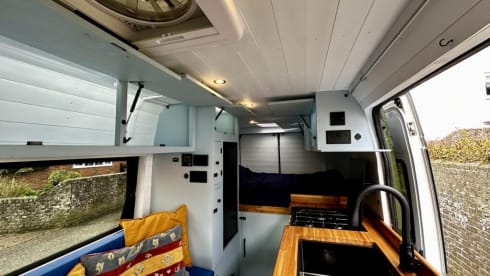 Bruce – Fully Off Grid | Insurance Included | ULEZ Compliant