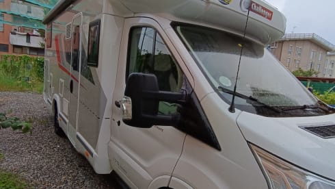 Tradate Camper – Challenger 4 posti automatico