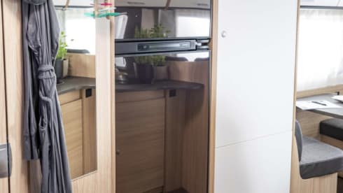 Star-Bey – A72 - 6-Berth Adventures Await!