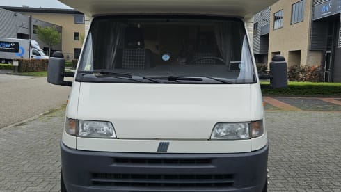 4-6p Fiat alcove from 1997