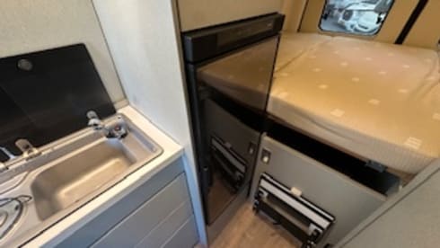 4-seater Mercedes-Benz bus from 2023