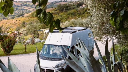 Frettika (Stitch) – È questo il camper più lussuoso che abbiate mai visto? 
