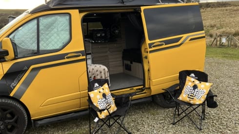 Bumblebee – 4 berth Ford campervan from 2019
