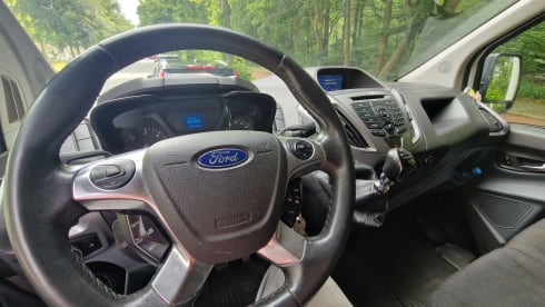 Joe's Veggie Van – 2p Ford campervan uit 2026