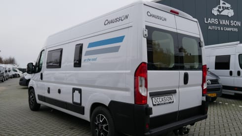 Chausson3, 2 sleeping- 4 seats.