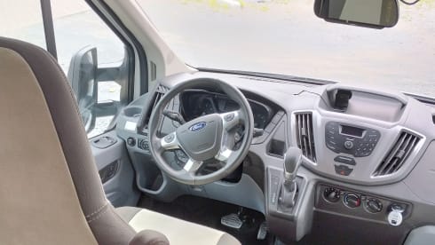 Leef – 4p Chausson semi-integrated from 2019