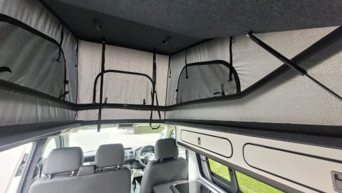 4 berth Volkswagen campervan