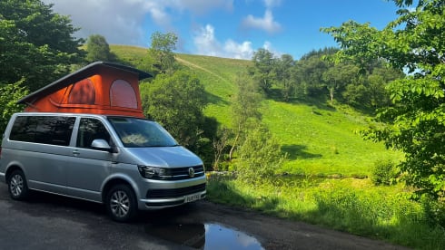Bilbo – 4 berth Volkswagen campervan from 2018