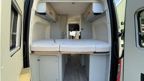 4-seater Mercedes-Benz bus from 2012