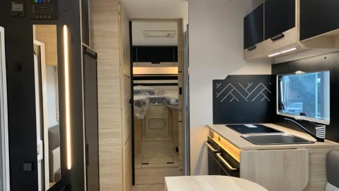CamperCrush – 5p Chausson semi-integrated uit 2026