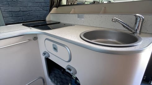 De nugget – 2012 4-seater Ford Nugget