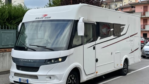 TOP Full Optional Motorhome