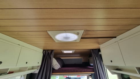 4p Dethleffs alcove from 1993