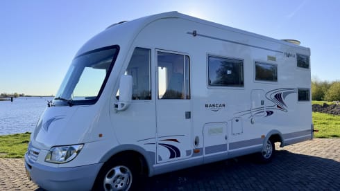 BasCar – Mercedes-Benz - Frankia Comfortclass - Automatik - Vollausstattung