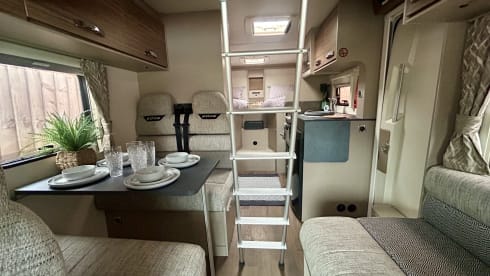 Modern 2020 well equipped 6 berth Swift motorhome 
