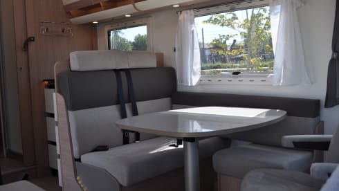 Very spacious family-integrated (new!)