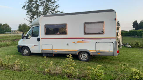 4-Personen-Wohnmobil 