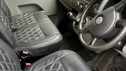 Goatomobile 3 – VW Campervan T5