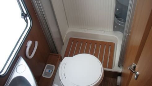 Compact Carado T135 BJ 2022/2023