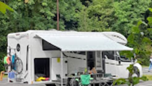 Spacious 5-person mobile home Benimar Mileo 263, from 2021
