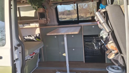 Madelief  – 4p Volkswagen bus uit 2018