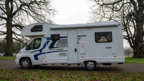 Taylor – Peugeot Bailey Approach camper met 6 slaapplaatsen, bouwjaar 2011.