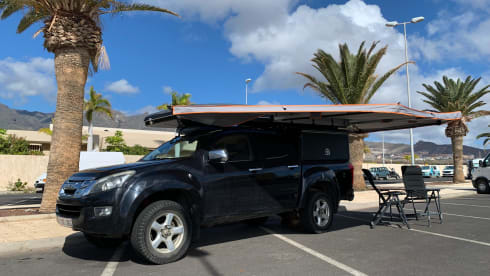 Isuzu D-max 4x4 met 2p. daktent.