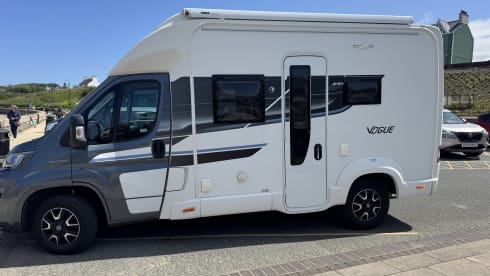 Maisy – 4 berth Swift semi-integrated from 2018