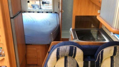 4 person Adriatik 650 semi-integrated from 2006