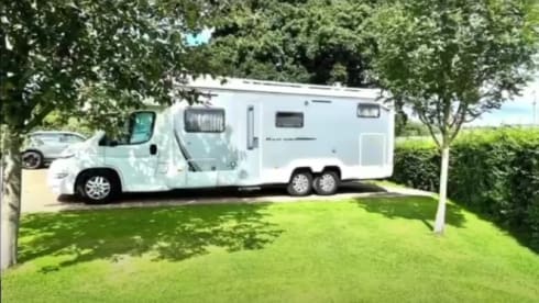 Rhona  – 6 berth Swift Kontiki 679 integrated from 2008