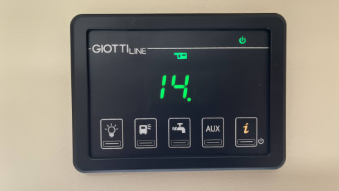 4p Giottiline from 2025 with air conditioning in living area 