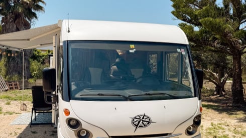 🌴Happy place🌴☀️ – Luxury Ibiza-style integral camper | 4p | Fly & Drive Costa Blanca”🌴