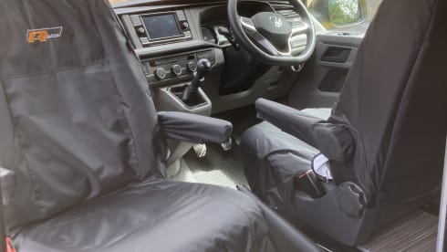 Sunny – Luxury VW Campervan for Hire. Based in Glasgow, Scotland. 