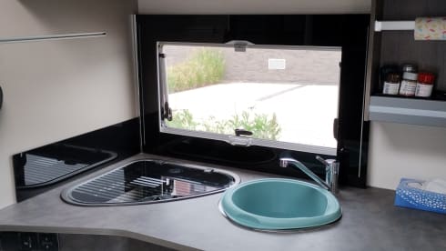 Leef – 4p Chausson semi-integrated from 2019