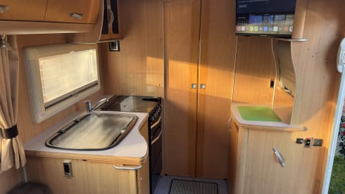 Honeybee  – Volkswagen semi-intégré 2 places de 2008