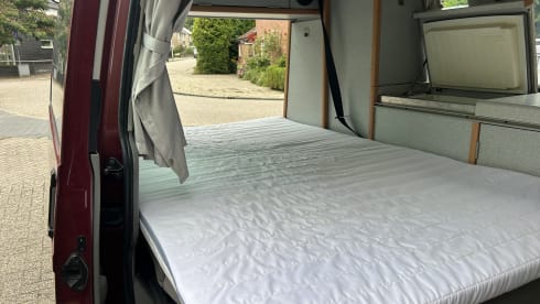 Volkswagen T4 camper ruby red🔴