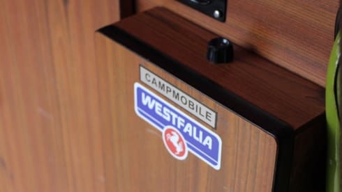Westfalia – Wonderful Classic Camper Rent! Oldtimer VW minibus hire - T2 Westfalia