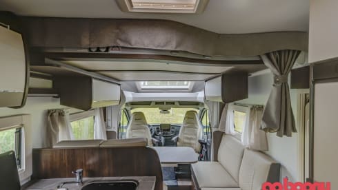 4p Benimar semi-integrated uit 2022