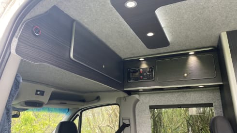 Mr Adventure  – 2 berth Mercedes-Benz Adventure Van