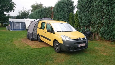 Postbusje – Sympathetic micro camper